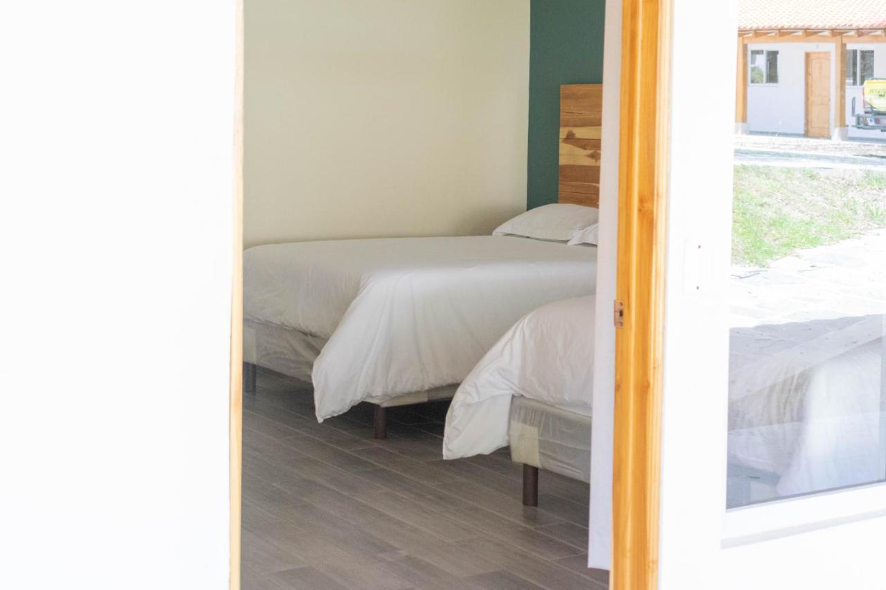 Casa Montana Hotel チチカステナンゴ エクステリア 写真