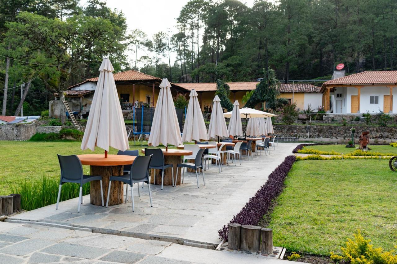 Casa Montana Hotel チチカステナンゴ エクステリア 写真